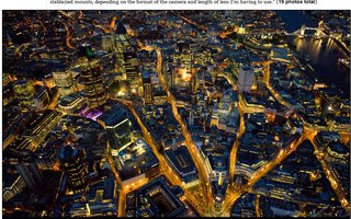 Lontoo yöllä. | Kuvat helikopterista