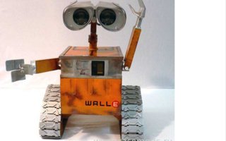 WALL-E | Venäläismies rakentanut itselleen Wall-en.