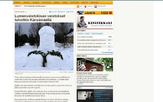 Isokokoinen fallos. | Lumenveistokisan veistokset tuhottiin Kärsämäellä,  tuhoajat tekivät kisapaikalle oman veistoksensa.