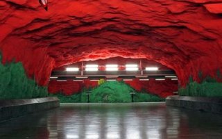 Amazing Stockholm Subway | I must admit that the Swedish architects, who designed the subway stations in Stockholm, have done a very good job.