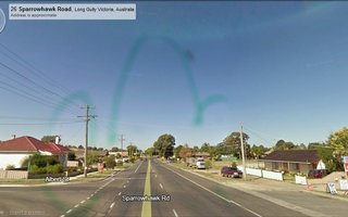 Google Streetview | Google Street Viewin kameran linssiin piirretty penis