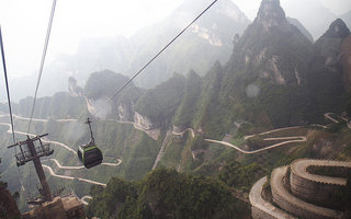 The road to heavenThe road to heaven in China is the only access road through the mountain Tyanmen. | The road to heaven in China is the only access road through the mountain Tyanmen.