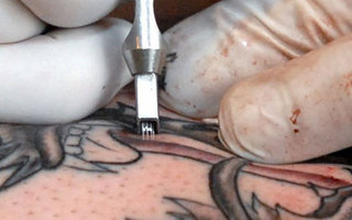 Tatuoinnista kestoerektio