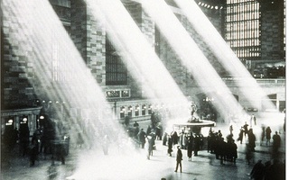 Kuvia New Yorkista 100 vuotta sitten | Ennenjulkaisemattomia kuvia arkistojen kätköistä, jutussa linkki koko arkistoon.